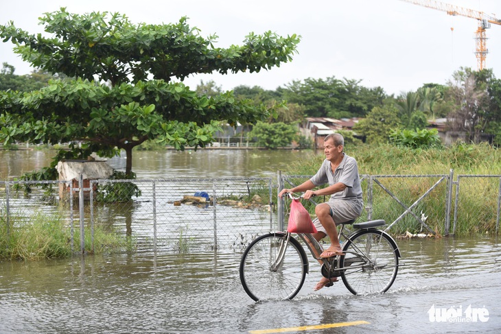 Gió mùa đông bắc gây mưa lớn miền Bắc, triều cường cao ở miền Nam - Ảnh 7.