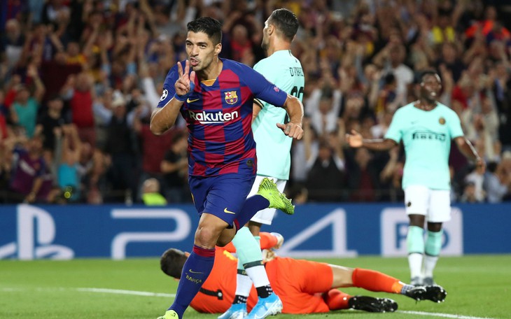 Suarez rực sáng, Barca thắng ngược Inter tại Nou Camp