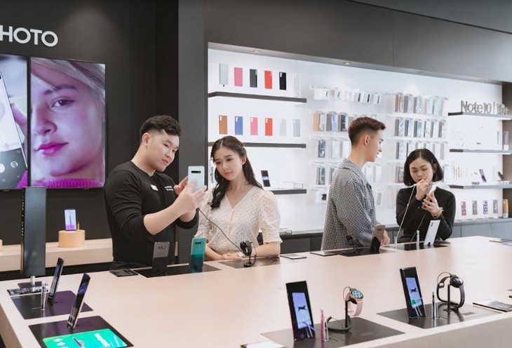 Samsung 68: Đến Sài Gòn nhớ ghé check-in chỗ này - Ảnh 3.