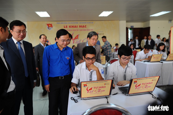Không biết Sử thì tra… Google, nhưng có phải lúc nào cũng tra được Google? - Ảnh 1. Không biết Sử thì tra… Google, nhưng có phải lúc nào cũng tra được Google? - Ảnh 1.