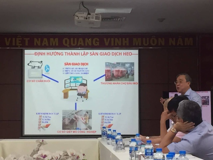 TP.HCM muốn bán thịt heo kiểu... chứng khoán - Ảnh 1.