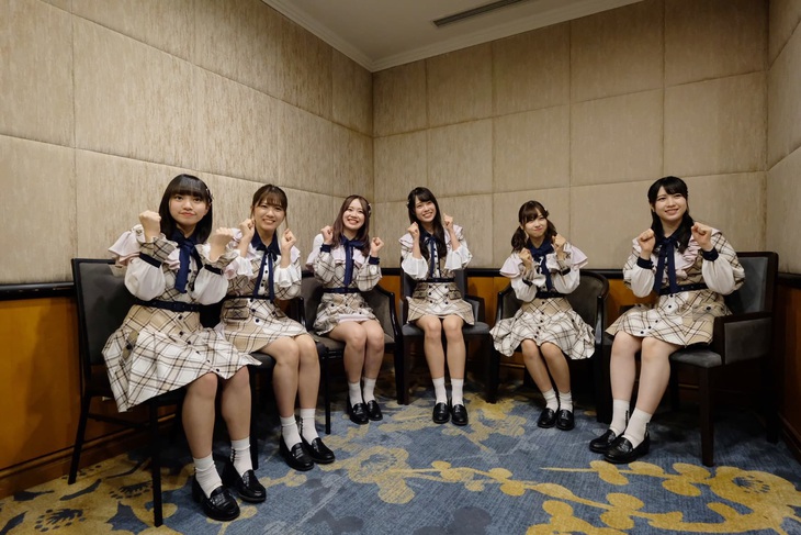 Các cô gái AKB48 ‘làm nóng’ giải Việt Nam Kizuna Ekiden 2019 - Ảnh 1.