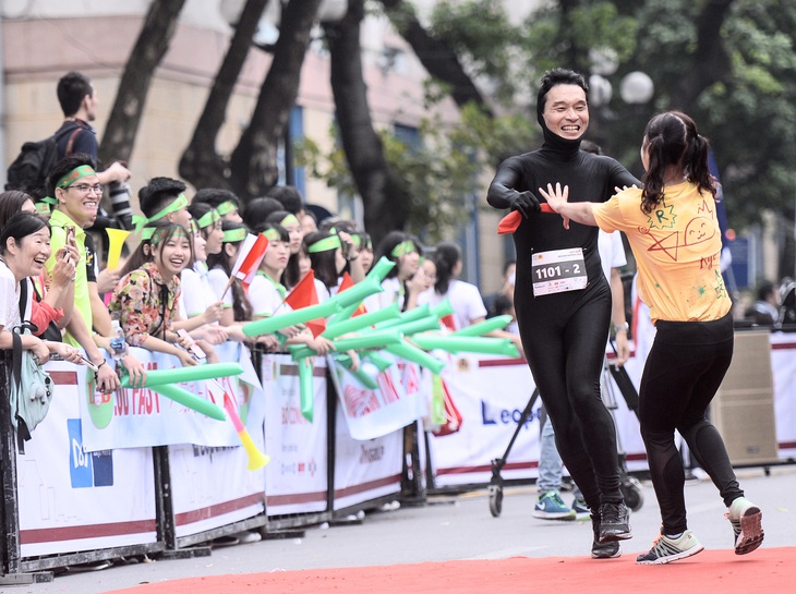 Kizuna Ekiden qua ống kính Nguyễn Á - Ảnh 4.