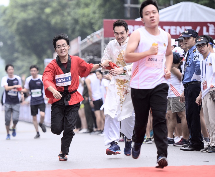 Kizuna Ekiden qua ống kính Nguyễn Á - Ảnh 6.