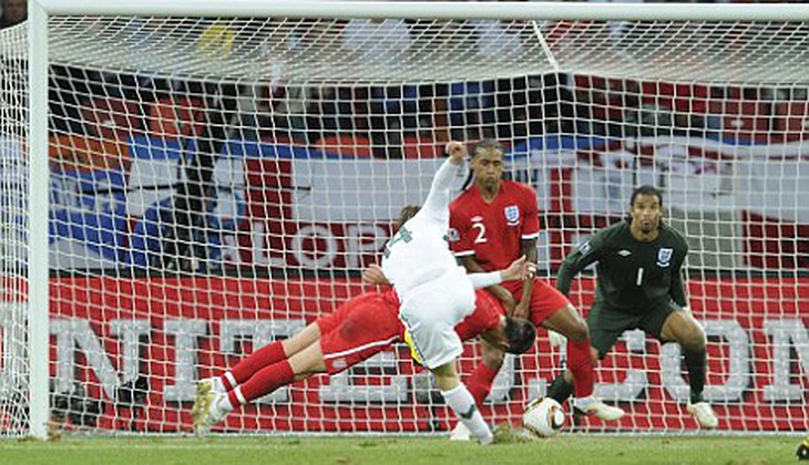 Báo Hà Lan gọi Văn Hậu là John Terry vì lăn xả cứu thua - Ảnh 2. Báo Hà Lan gọi Văn Hậu là John Terry vì lăn xả cứu thua - Ảnh 2.