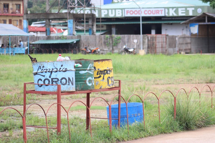 Leo núi để... tắm hồ giữa đảo Coron - Ảnh 8.