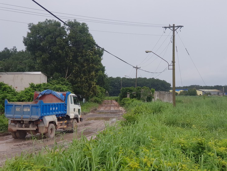 Một vụ liên quan cựu bí thư Bến Cát, khởi tố 4 vụ án - Ảnh 2.