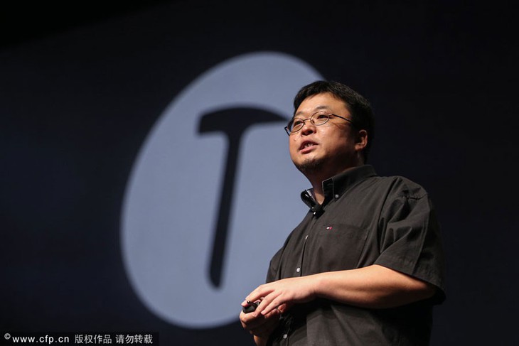 Thiếu nợ, CEO hãng smartphone Trung Quốc bị cấm đi tàu, máy bay - Ảnh 1. Thiếu nợ, CEO hãng smartphone Trung Quốc bị cấm đi tàu, máy bay - Ảnh 1.
