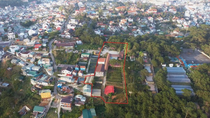 Đại úy công an lấn 1.900m2 