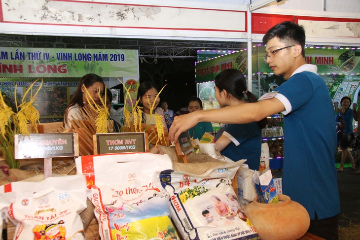 Làm gì để phát triển cây lúa, hạt gạo Việt? - Ảnh 1.