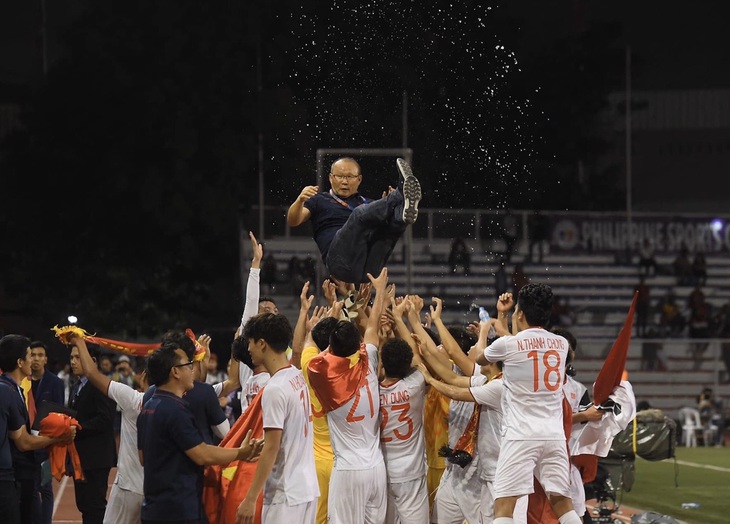 VinaPhone miễn phí dịch vụ cho gia đình vận động viên giành huy chương tại SEA Games 30 - Ảnh 1. VinaPhone miễn phí dịch vụ cho gia đình vận động viên giành huy chương tại SEA Games 30 - Ảnh 1.