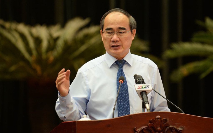 Chở gần 800kg rác đem đổ bậy, người thanh niên ở Cần Thơ bị phạt 3,5 triệu đồng - Ảnh 2.