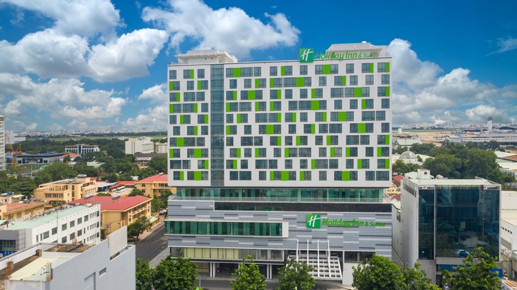 Khách sạn Holiday Inn & Suites đạt chứng nhận 5 sao - Ảnh 3.