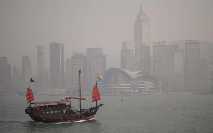 Mỹ ngăn Trung Quốc dùng Hong Kong làm cửa ngõ nhập công nghệ cao từ Mỹ