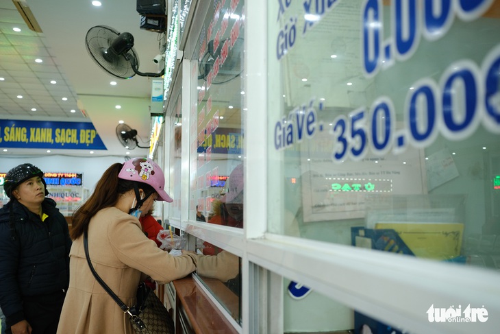 Giá tăng 20-50%, Đà Nẵng khẳng định đủ vé xe tết - Ảnh 3.