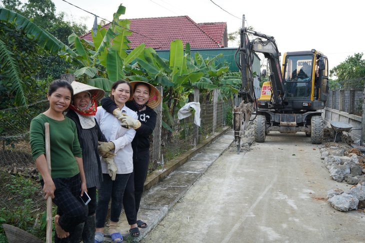 Người dân thị trấn Nghèn vui mừng đón nước sạch về - Ảnh 3.