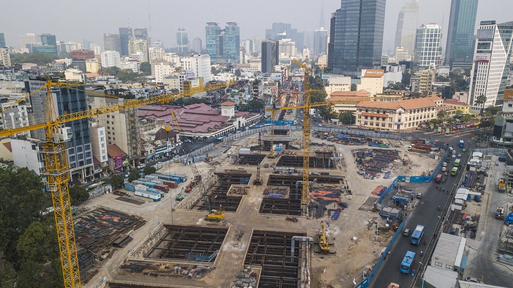 Hối hả trên công trường metro - Ảnh 6.