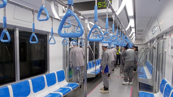 Hối hả trên công trường metro - Ảnh 8.