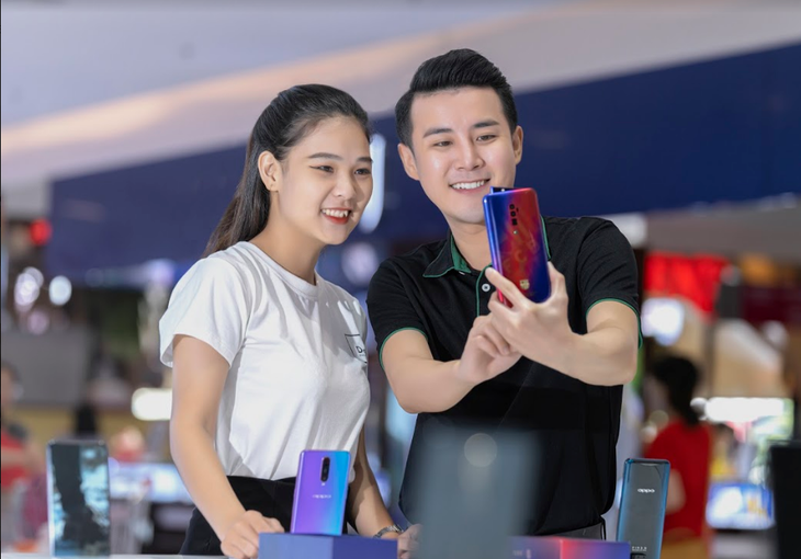 Thấy gì sau kế hoạch mở rộng hệ thống OPPO Shop - Ảnh 5.