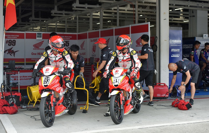 ARRC 2019: Những ngôi sao vàng trên thảm nhựa đen - Ảnh 2. ARRC 2019: Những ngôi sao vàng trên thảm nhựa đen - Ảnh 2.