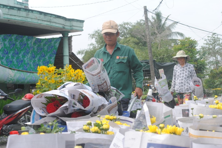 Thu vé làng hoa Sa Đéc: Khách dự tiệc trong làng cũng phải đóng phí? - Ảnh 4.