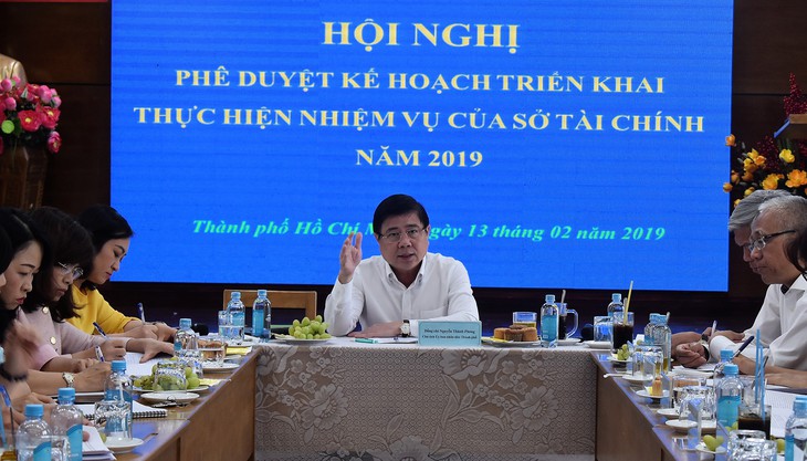 Có lãnh đạo doanh nghiệp nhà nước 2 năm đi nước ngoài 106 ngày - Ảnh 1.