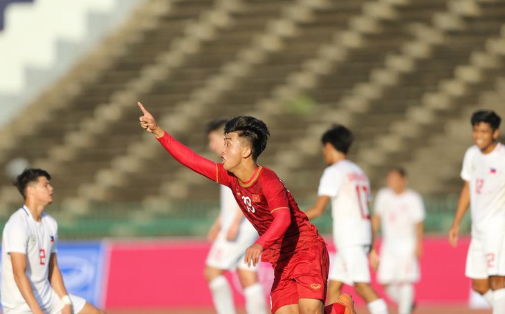 U22 Việt Nam ngược dòng đá bại Philippines 2-1 trận ra quân