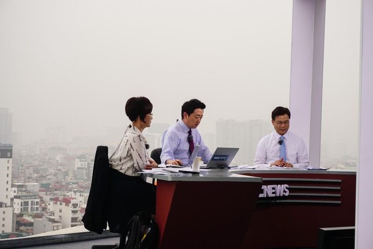 Vào trường quay di động truyền hình Hàn để biết họ chuyên nghiệp cỡ nào - Ảnh 5.