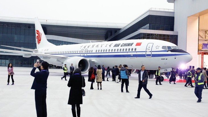 Mỹ vẫn tin tưởng Boeing 737 MAX, UAE, Singapore tiếp tục khai thác - Ảnh 1.