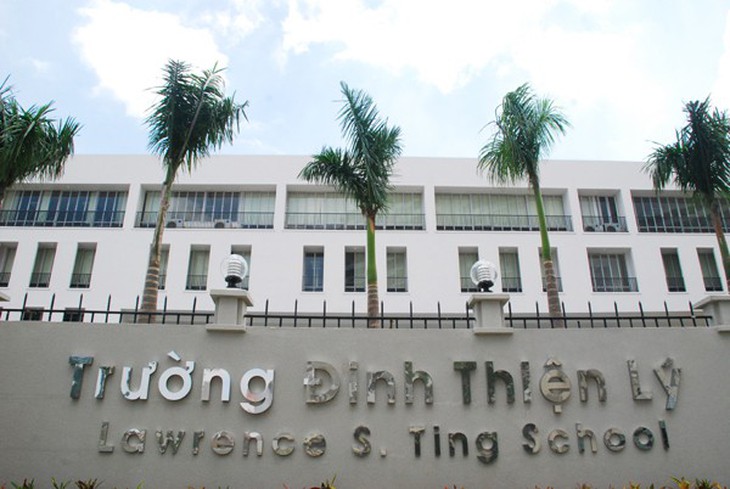 Trộm viếng Trường Đinh Thiện Lý, rinh hết bằng tốt nghiệp của học sinh - Ảnh 1.