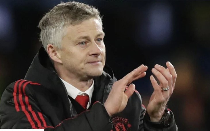 Beckham bảo vệ Solskjaer sau khi 