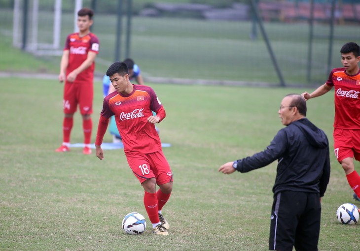 Hàng công tuyển U23 Việt Nam: Vắng Tiến Linh, đã có Đức Chinh - Ảnh 1.