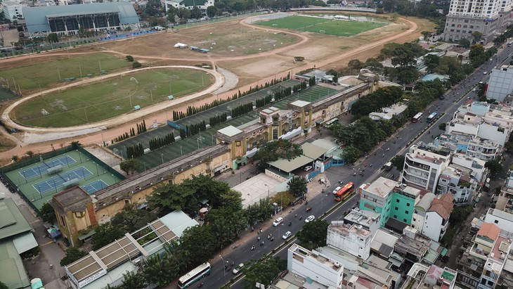 Cho thuê mặt bằng sai, giám đốc Trung tâm huấn luyện và thi đấu TDTT TP.HCM bị kỷ luật - Ảnh 2.