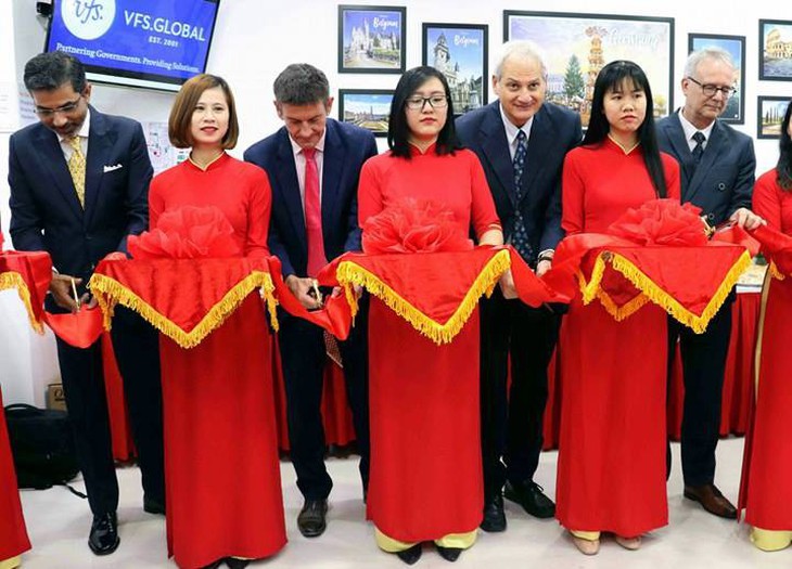 Mở trung tâm tiếp nhận hồ sơ xin thị thực Bỉ, Đức và Ý tại Đà Nẵng - Ảnh 1. Mở trung tâm tiếp nhận hồ sơ xin thị thực Bỉ, Đức và Ý tại Đà Nẵng - Ảnh 1.