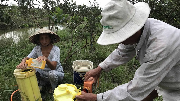 Thuốc diệt cỏ gây ung thư: dây dưa không cấm, bất lợi cho nông nghiệp - Ảnh 1.