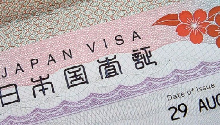 Nhật Bản sắp cho phép đăng ký visa trên mạng để thu hút lao động nước ngoài - Ảnh 1.