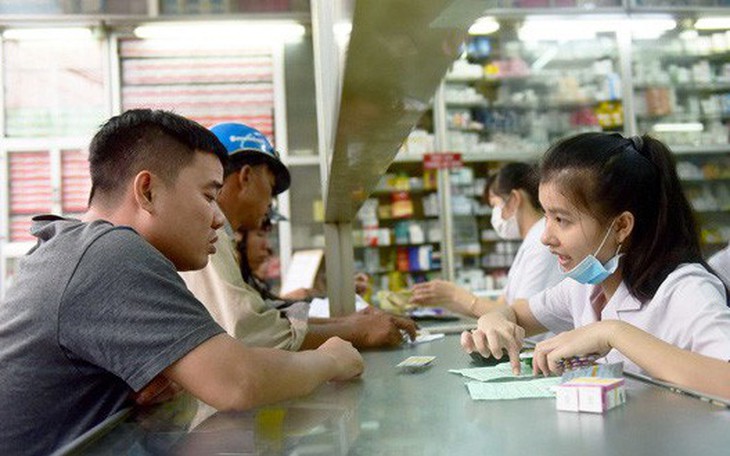 Bán thuốc kê đơn không có đơn thuốc có thể bị phạt 20 triệu đồng  - Ảnh 2.