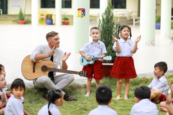 HUTECH Education giới thiệu Trường liên cấp song ngữ Quốc tế Hoàng Gia - Ảnh 3.