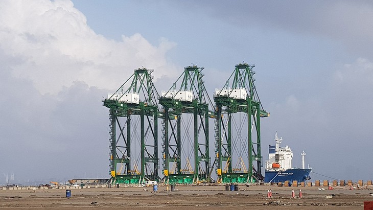 Thu hút vốn đầu tư nước ngoài: Xóa ưu đãi tràn lan - Ảnh 1. Thu hút vốn đầu tư nước ngoài: Xóa ưu đãi tràn lan - Ảnh 1.