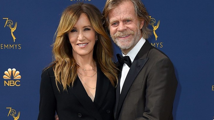 Chạy trường cho con, nữ diễn viên Felicity Huffman đối mặt án tù - Ảnh 1.