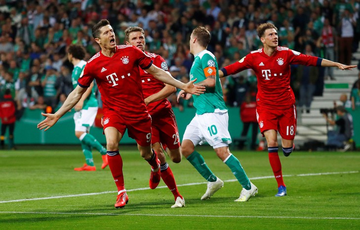 Lewandowski lập cú đúp, Bayern vào chung kết cúp quốc gia Đức - Ảnh 3.