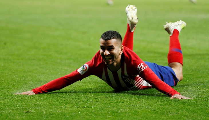 Atletico Madrid ngăn không cho Barcelona vô địch sớm - Ảnh 3. Atletico Madrid ngăn không cho Barcelona vô địch sớm - Ảnh 3.