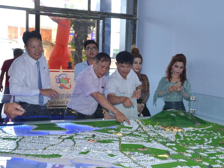 Long Hải, Bà Rịa, Vũng Tàu - Những thị trường đi sau - Ảnh 1. Long Hải, Bà Rịa, Vũng Tàu - Những thị trường đi sau - Ảnh 1.