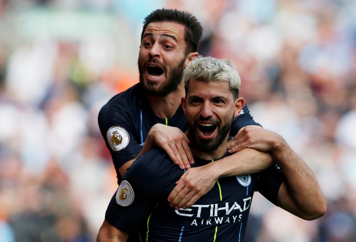 Aguero tỏa sáng, Manchester City tiếp tục dẫn trước Liverpool 1 điểm - Ảnh 1.