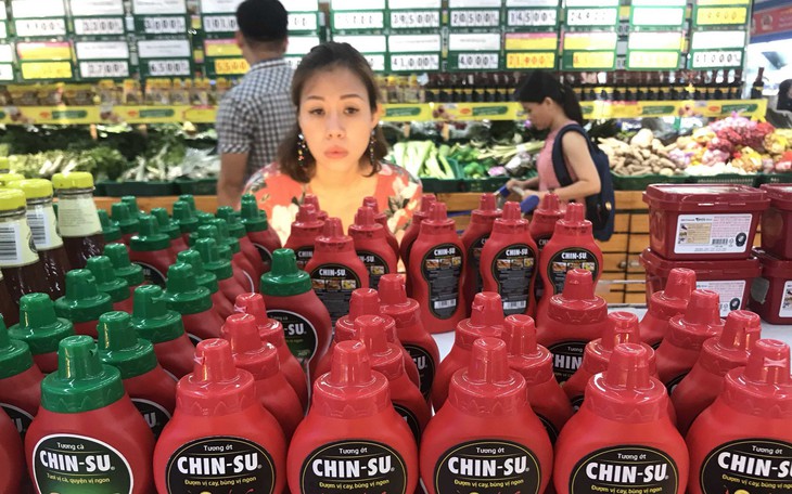 18.000 chai tương ớt Chin-su: Vì sao Nhật cấm, Việt Nam cho phép?