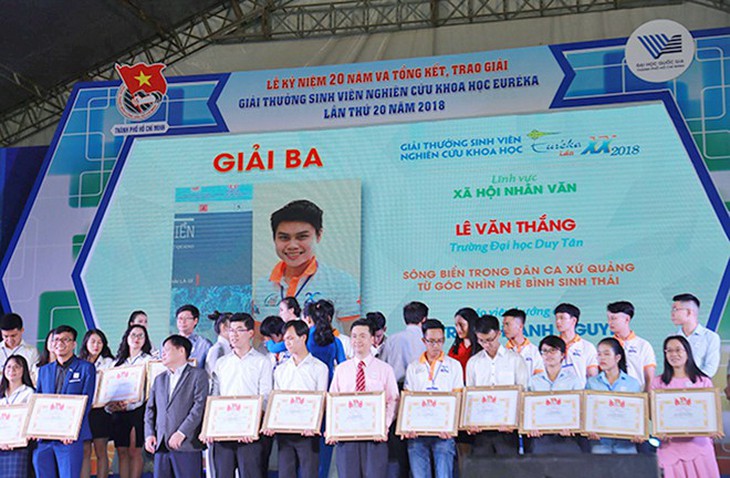 Đào tạo khối ngành khoa học xã hội nhân văn năm 2019 tại ĐH Duy Tân - Ảnh 3.