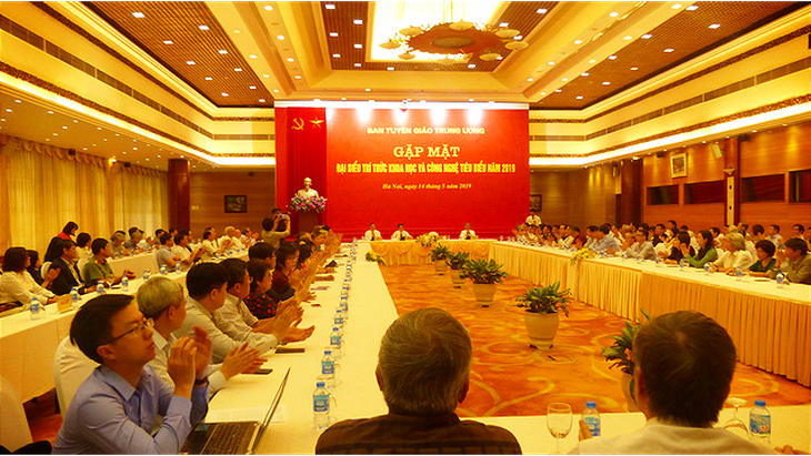 Lắng nghe ý kiến của trí thức để đổi mới phương thức lãnh đạo - Ảnh 1. Lắng nghe ý kiến của trí thức để đổi mới phương thức lãnh đạo - Ảnh 1.