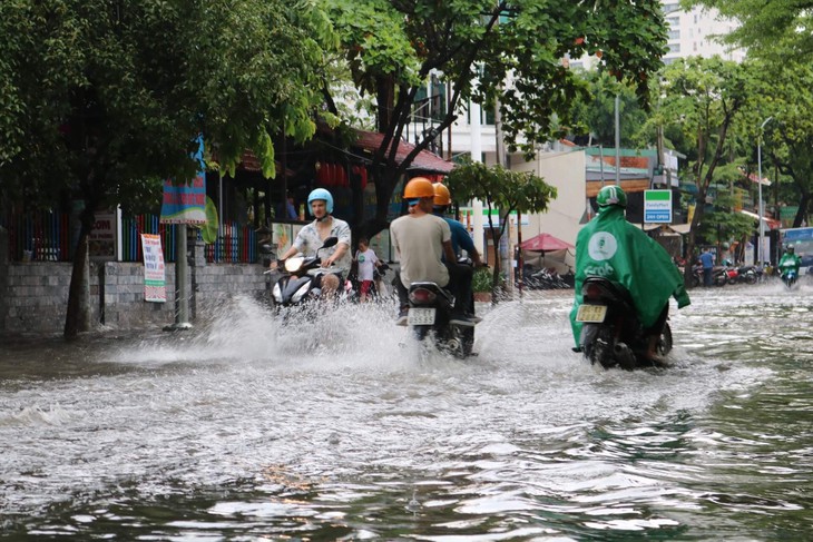 TP.HCM đảm bảo an toàn giao thông mùa mưa bão 2019 - Ảnh 1.