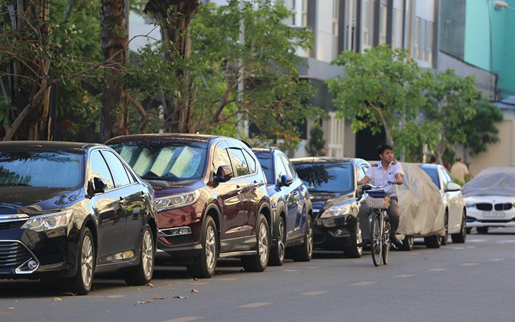 Giới thiệu chung cư tiện nghi, có chỗ đậu xe, dọn về ở... bãi xe hết chỗ