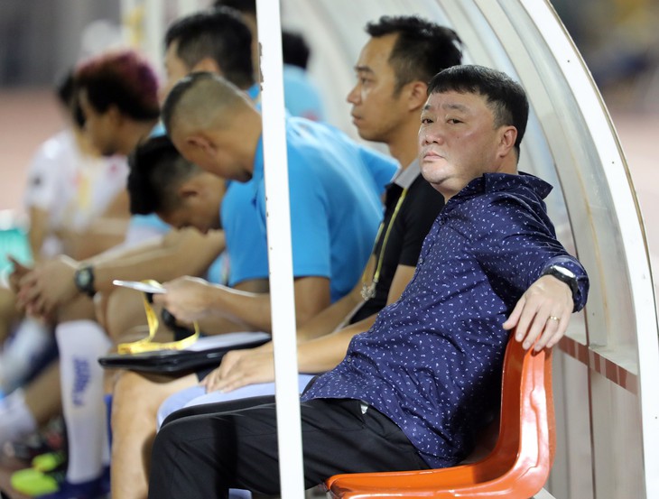 Sài Gòn thắng sát nút Hải Phòng tại sân Thống Nhất - Ảnh 3. Sài Gòn thắng sát nút Hải Phòng tại sân Thống Nhất - Ảnh 3.